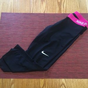 Nike Pro Cropped Leggings
